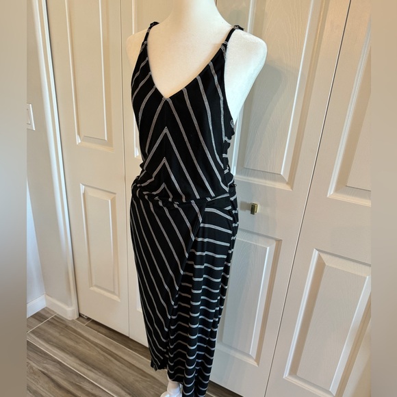 Peyton Jensen Maxi Sundress - Picture 2 of 5